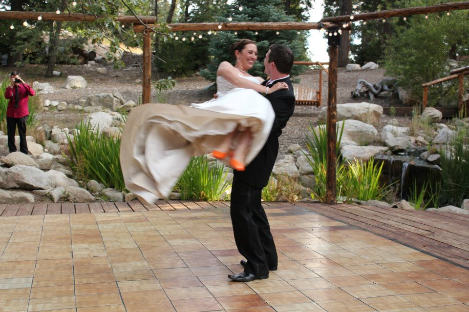 Christina and Jordan dance lift Dance lessons for exciting wedding moments