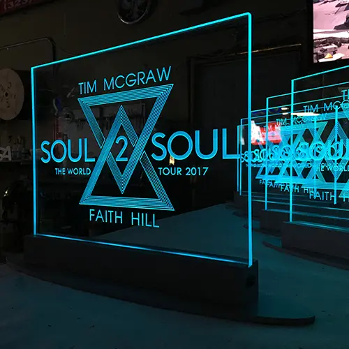 tim-mcgraw-event-signage