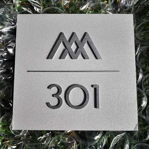 aluminum-wall-address-plaque-sign