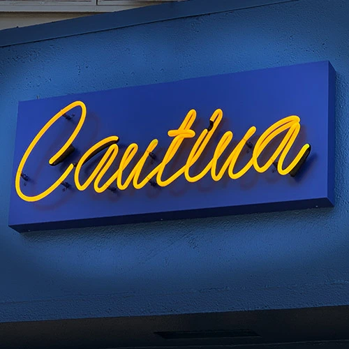 custom-cantina-neon-sign